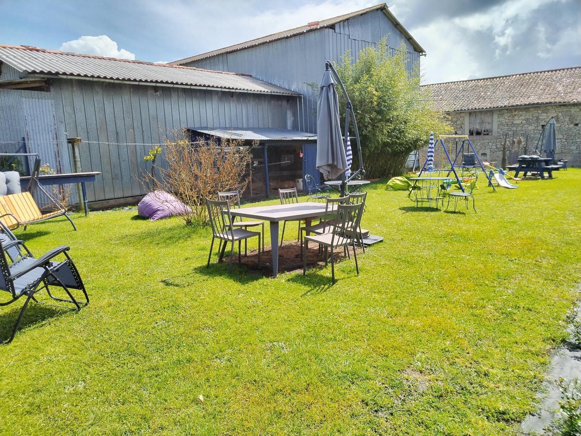 Appartement Gite Du Gardoir Boresse-et-Martron Exterior foto